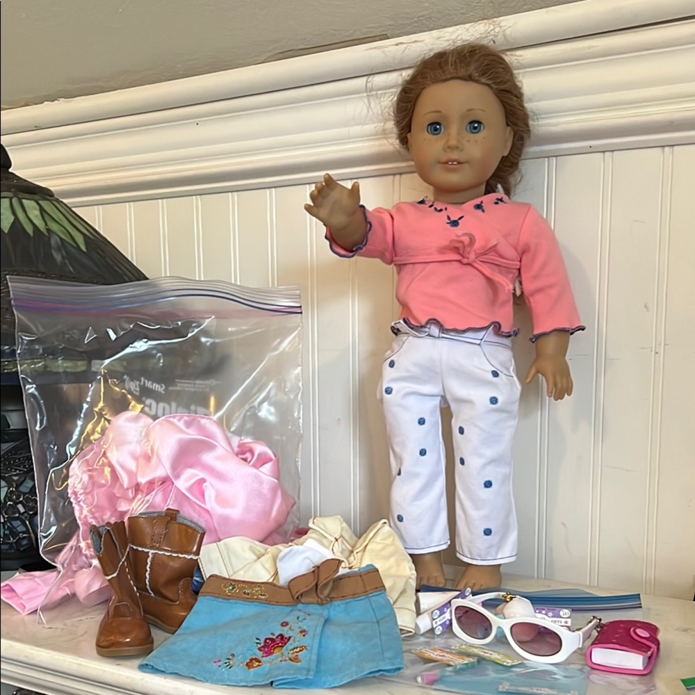 2008 American Girl Doll with Pink and White Outfit